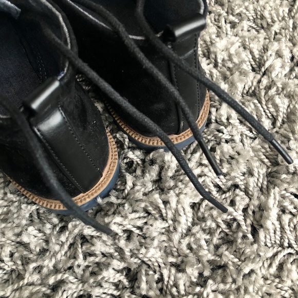 Boy's Black Tommy Hilfiger Ankle Dress Boots - Picture 4 of 8